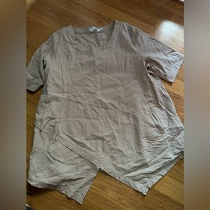 Women’s Top Tan Cream Colors with Pockets